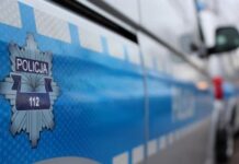 Opiekując się trojgiem dzieci, palił marihuanę